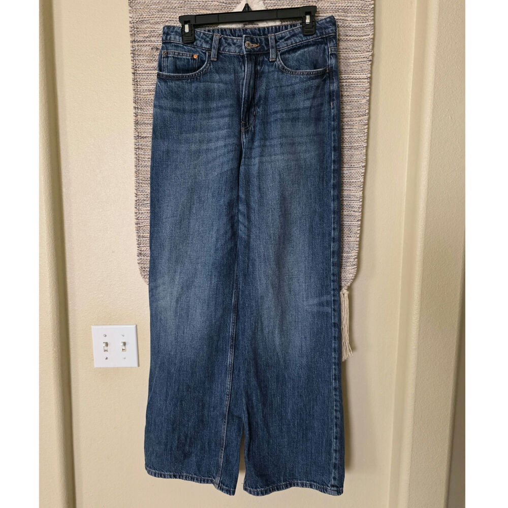 H&M &Denim Women's Ultra High Waist Wide Leg Jeans Blue Wash Size US 6 Inseam 31